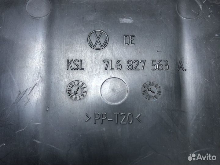 Заглушка VW Touareg