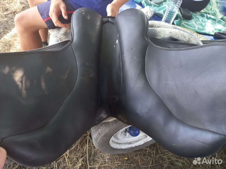 Седло для лошади универсальное