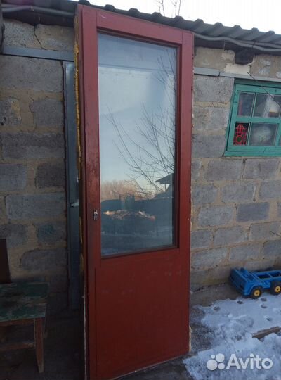 Продам дверь