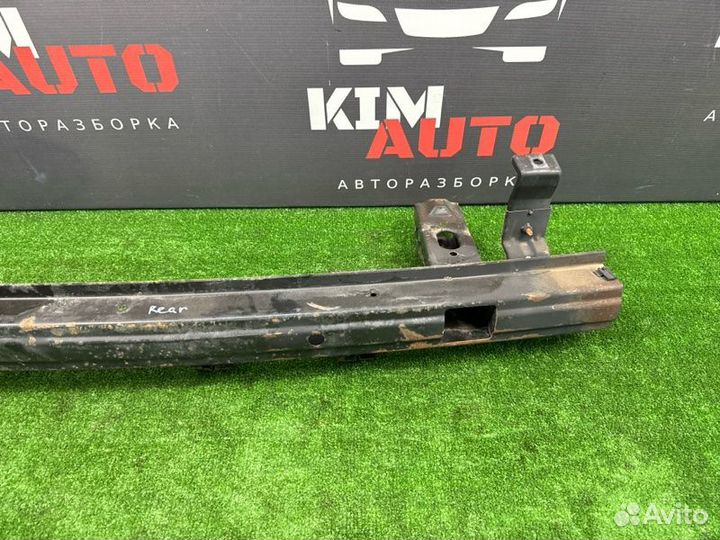 Усилитель заднего бампера Hyundai Tucson Jm 2.0