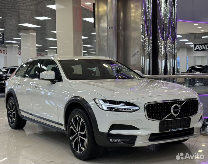 Volvo V90 Cross Country 2.0 AT, 2020, 120 000 км