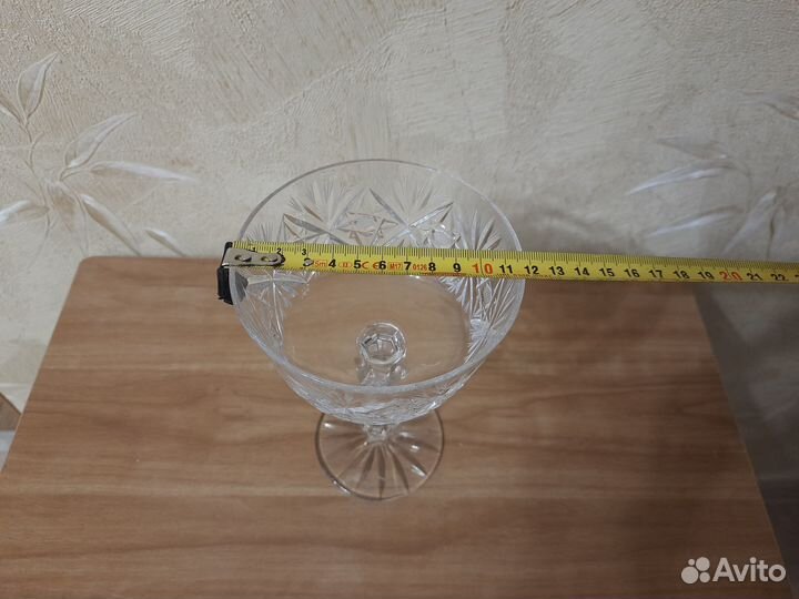 Конфетница хрустальная