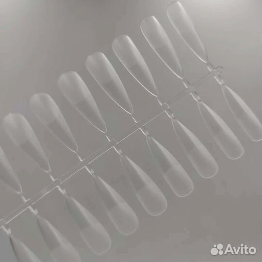 Гелевые типсы (прозрачные, камуфляж)