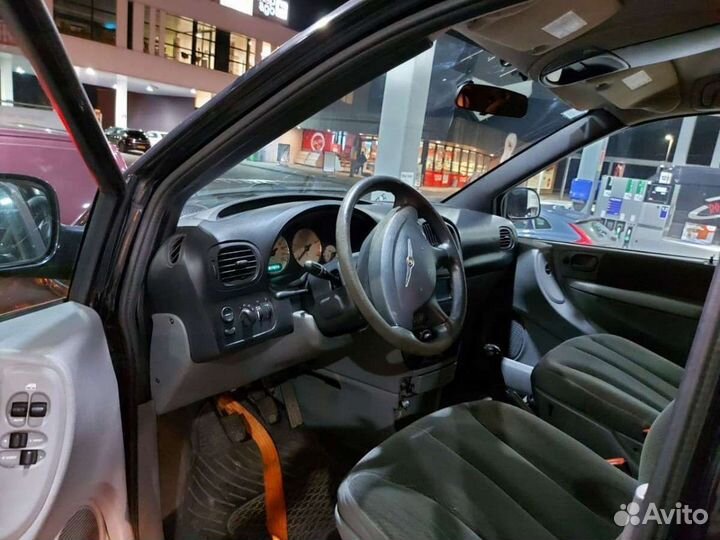 На запчасти Chrysler Voyager IV 2001-2007