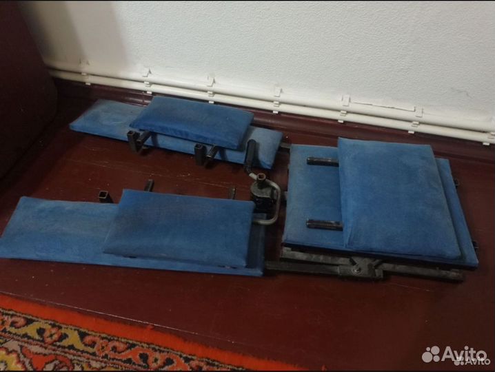 Тренажер для растяжки на шпагат