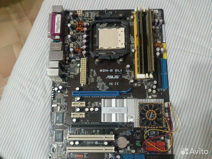 Материнская плата