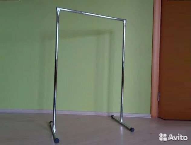 Вешалка для одежды напольная