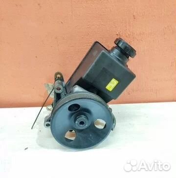 Насос гур с бачком D20DT 2.0л д. SsangYong Kyron