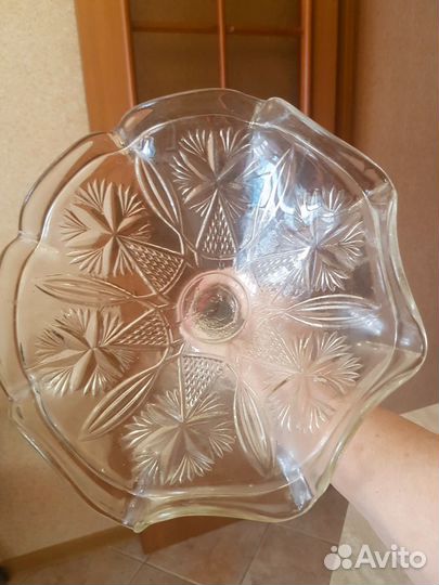 2 вазы и блюдо