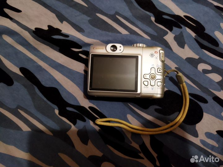 Компактный фотоаппарат canon