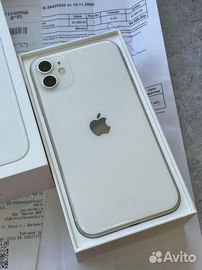 iPhone 11, 64 ГБ