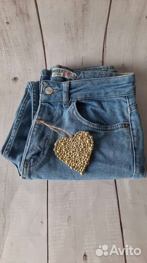 Джинсы женские