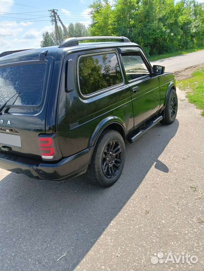 LADA 4x4 (Нива) 1.7 МТ, 2005, 100 000 км