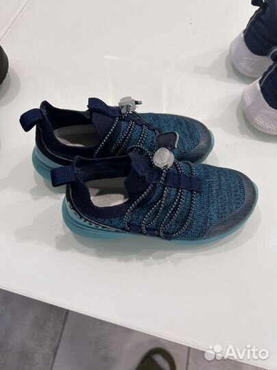 Кроссовки для мальчика 25-26