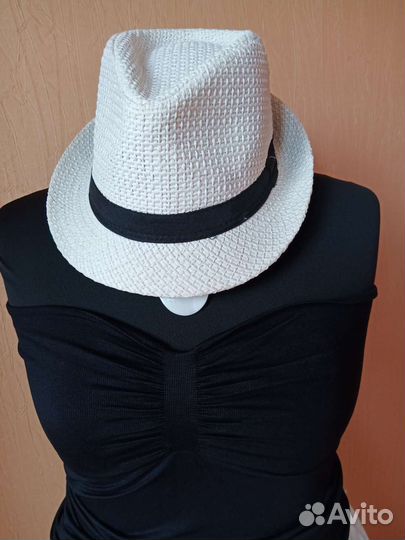 Шляпа летняя белая