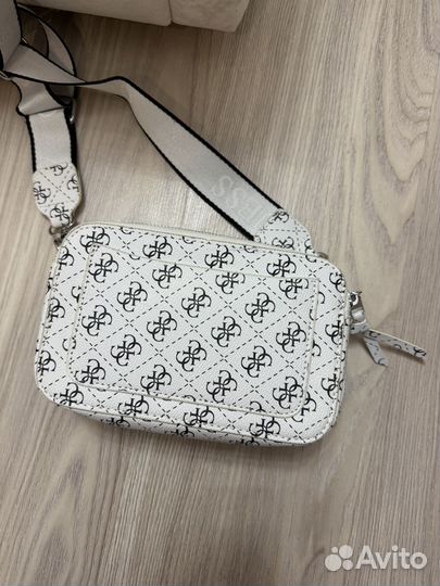Сумка guess