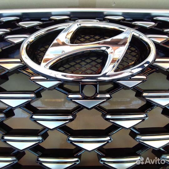 Решетка радиатора Hyundai Palisade