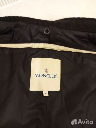 Бомбер moncler