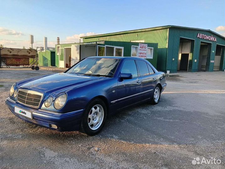 Mercedes-Benz E-класс 2.0 МТ, 1999, 410 000 км
