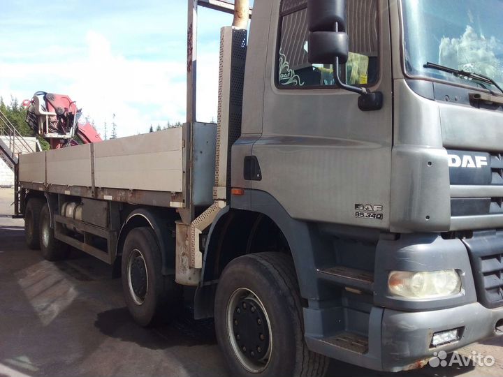 DAF CF 85 с КМУ, 2005
