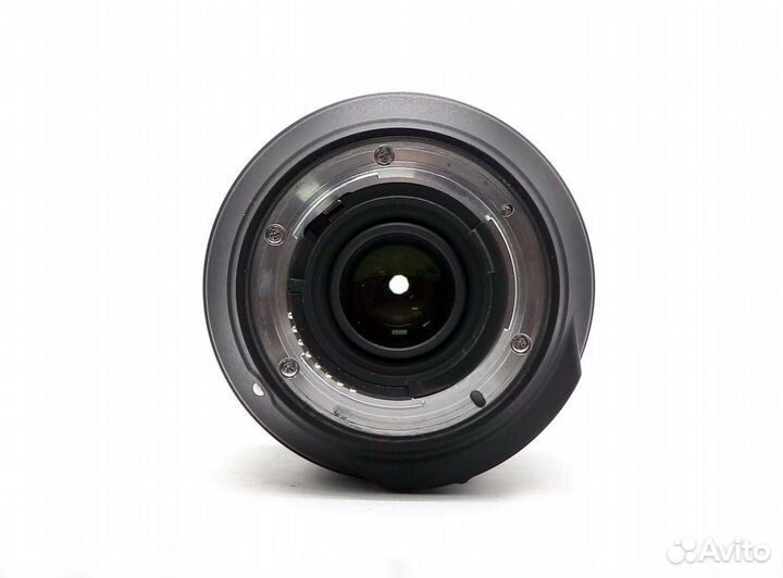 Nikon 18-300mm f/3.5-5.6G ED VR AF-S DX в упаковке