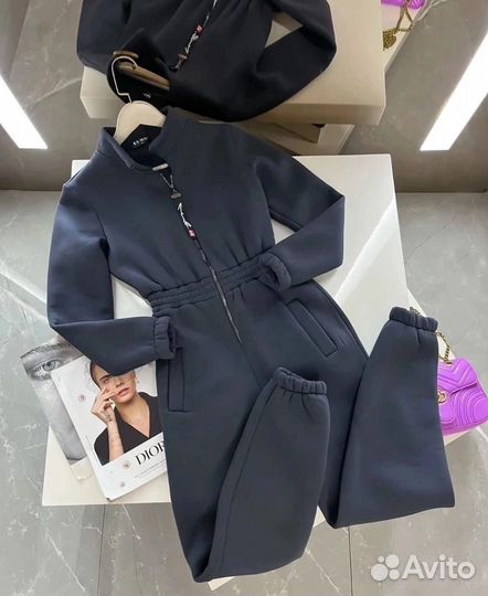 Комбинезон с флисом новый