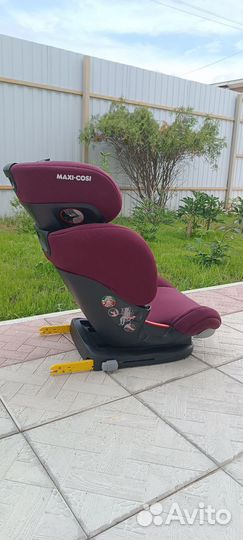 Автокресло Maxi-Cosi RodiFix AirProtect