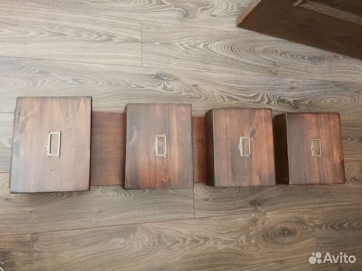 Газетница/журнальница Италия