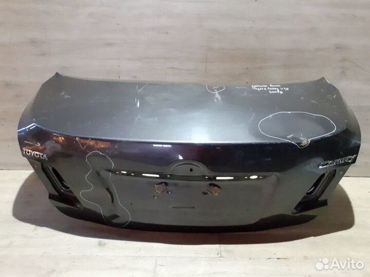Крышка багажника Toyota