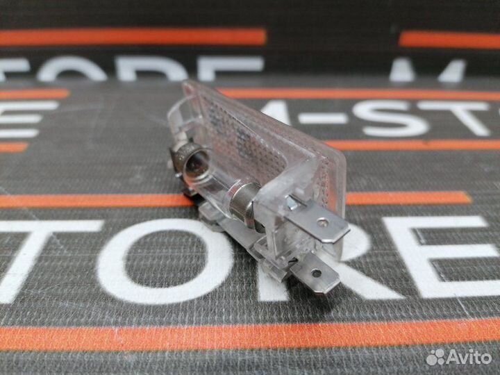 Плафон освещения Mercedes-Benz E-Class W210