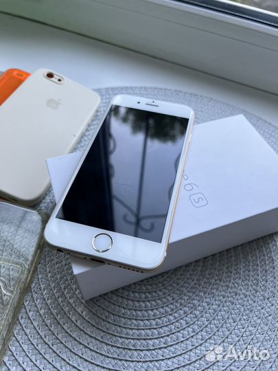 iPhone 6S, 64 ГБ