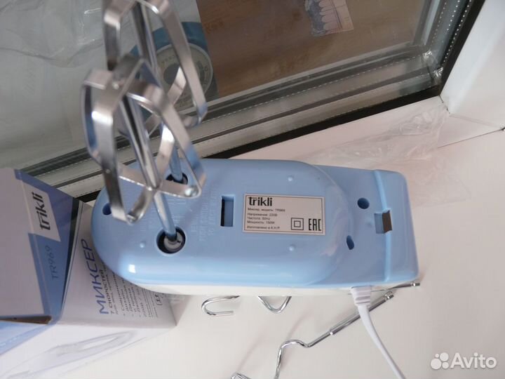 Миксер для изготовления теста и коктейлей trikli