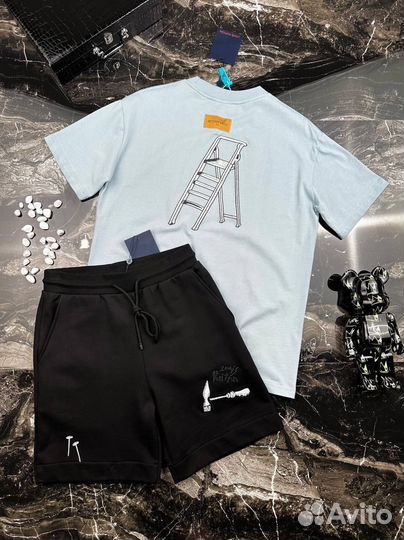 Летний костюм louis vuitton