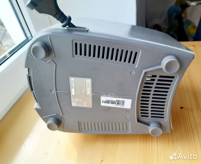 Сломаная мясорубка Bork M 700