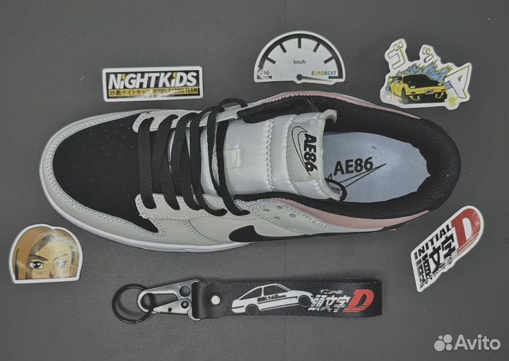 Кроссовки nike Dunk Low SB toyota AE86