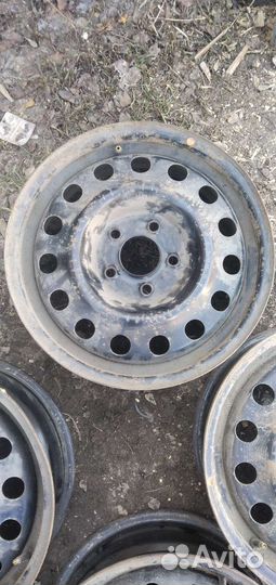 Штампованные диски r16 5x114 3 + колпаки к ним