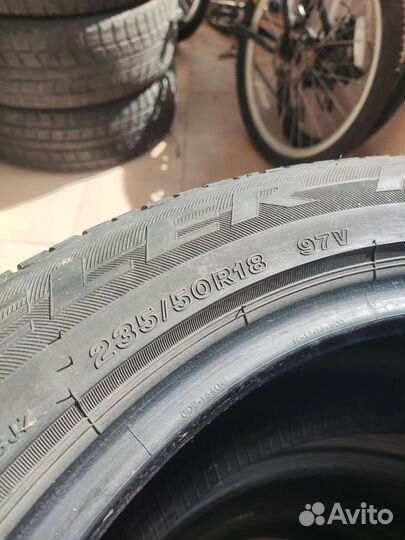 Bridgestone Dueler H/P 235/50 R18