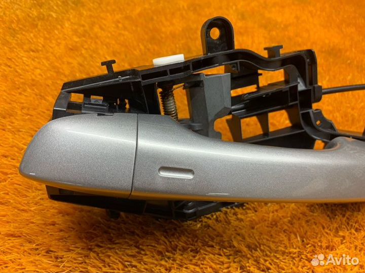 Ручка двери внешняя передняя левая Volkswagen