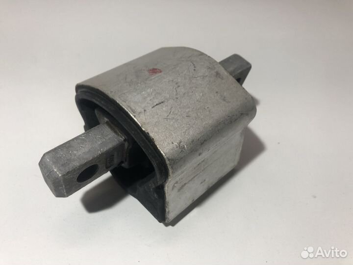Опора кпп задняя для Mercedes W 211