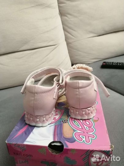 Туфли для девочки 28 размер