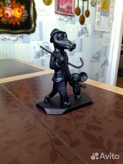 Статуэтка, Крокодил Гена и Чебурашка