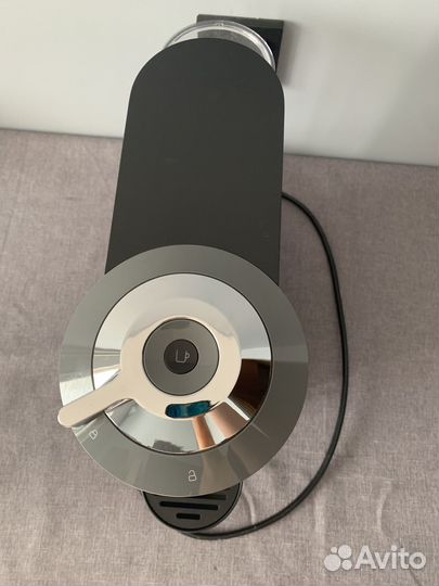 Капсульная кофемашина Nespresso Vertuo