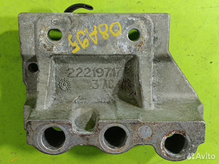 Кронштейн двигателя правый для Dodge Avenger