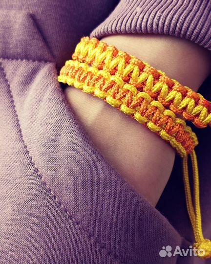 Браслеты плетёные из паракорда