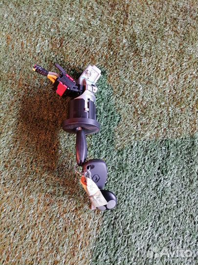 Замок зажигания 8200405701E Renault Kangoo KW0D