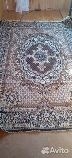Ковер шерстяной