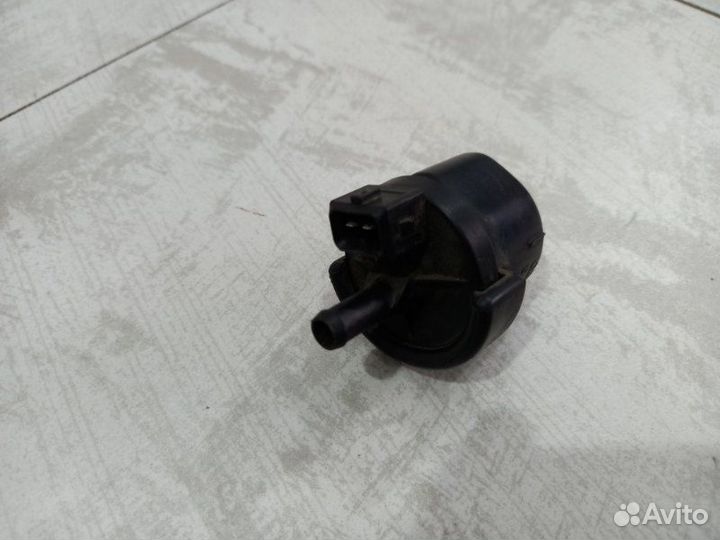 Клапан вентиляции топливного бака Audi S6 C5 2002