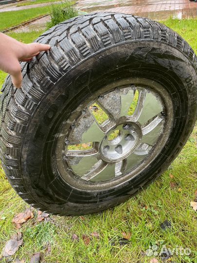 Зимняя резина 265 65 17