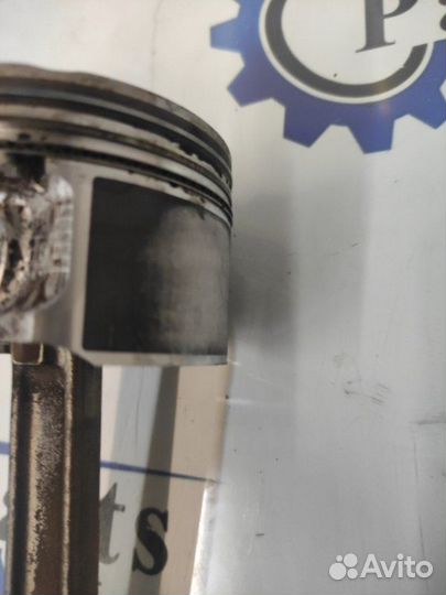 Шатун, поршень Nissan Wingroad Y12 HR15DE 2006