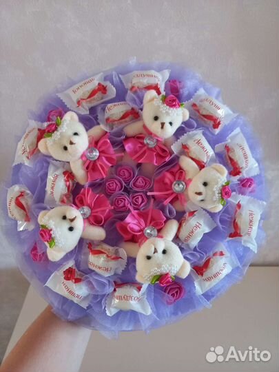 Букет из мягких игрушек и рафаэлло